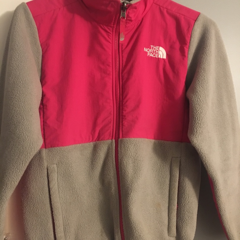 North face Jacket. Women's Small (juniors 14-16)